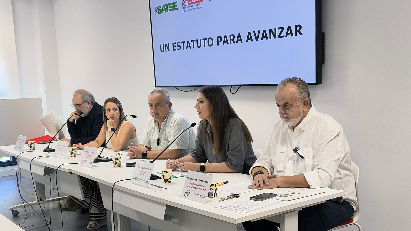 Rueda de prensa de SATSE, SS-CCOO, UGT, CSIF y CIG-Saúde sobre el Estatuto Marco
